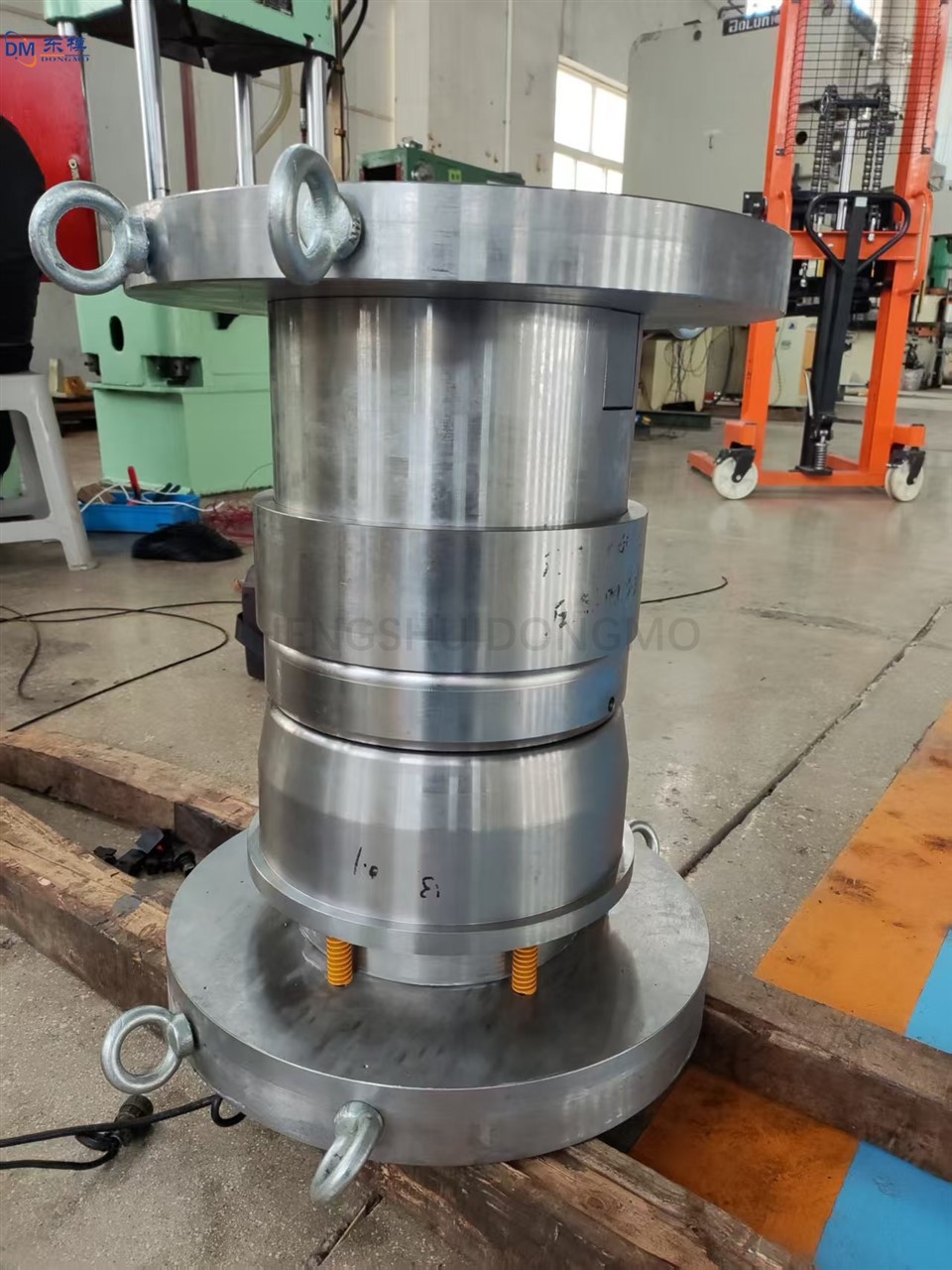 Prosesu a gweithgynhyrchu rhan stampio metel: marw cynyddol, marw parhaus, marw darlunio dwfn